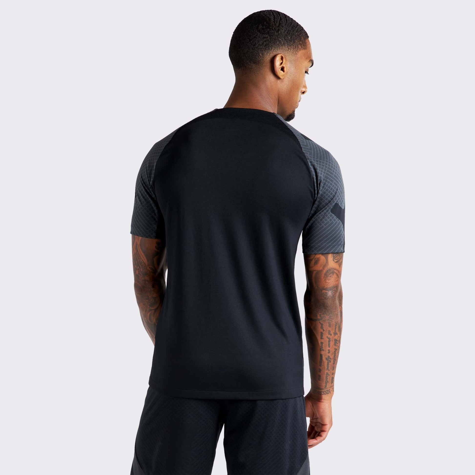 NIKE STRIKE TSHIRT / SHORTS SET - ANTHRACITE / BLACK – Rigouts